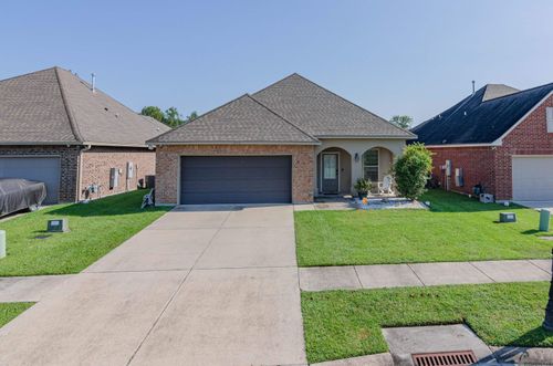 1712 Shadowbrush Way, Saint Gabriel, LA, 70776-5350 | Card Image