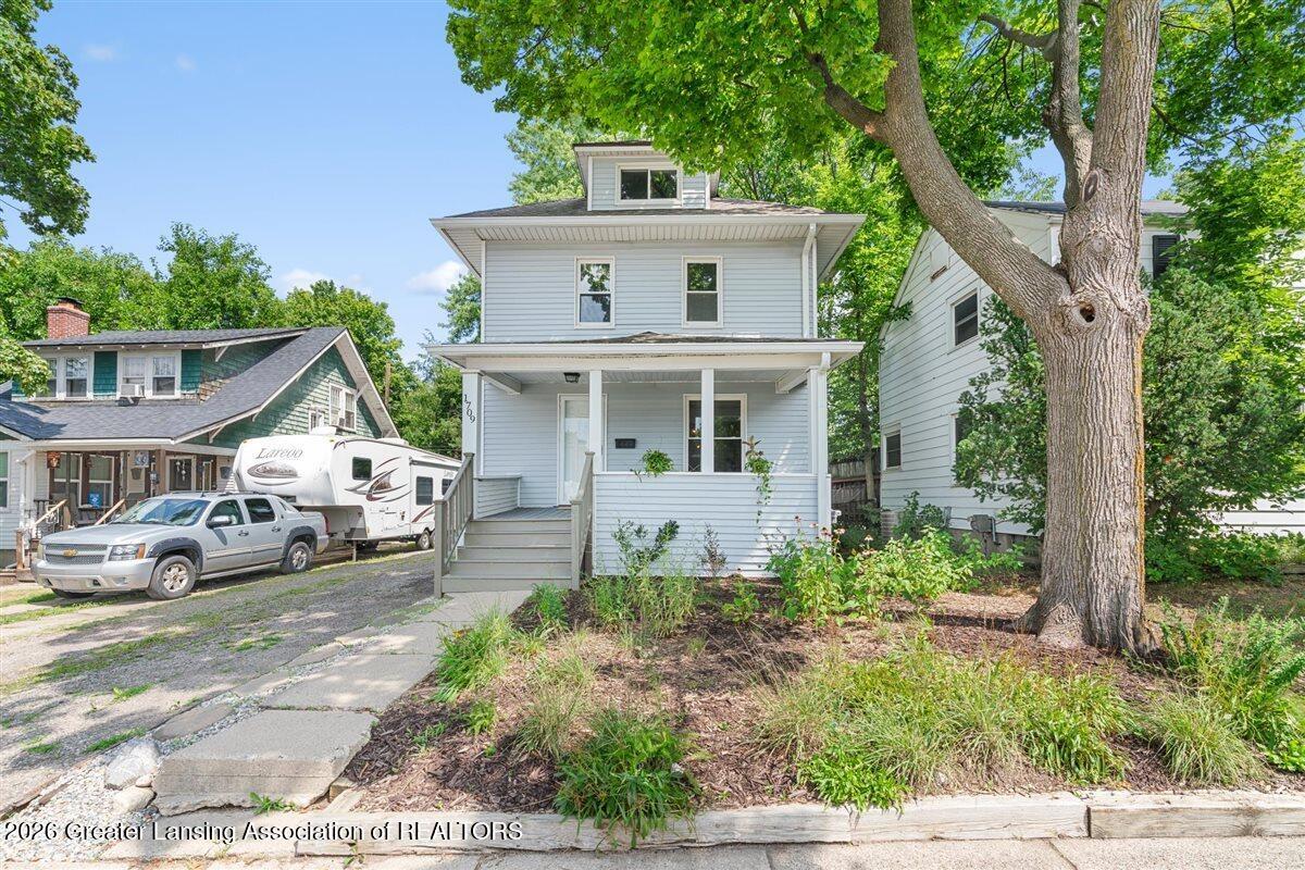 Residential in Lansing 2