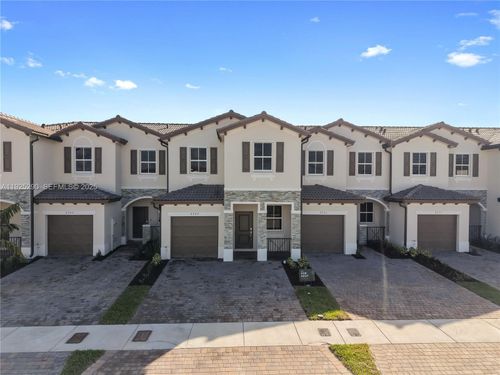 2747 Se 25th Ave, Homestead, FL, 33035-2630 | Card Image