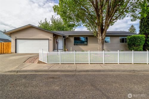 304 Sw 11th St, College Place, WA, 99324-1471 | Card Image