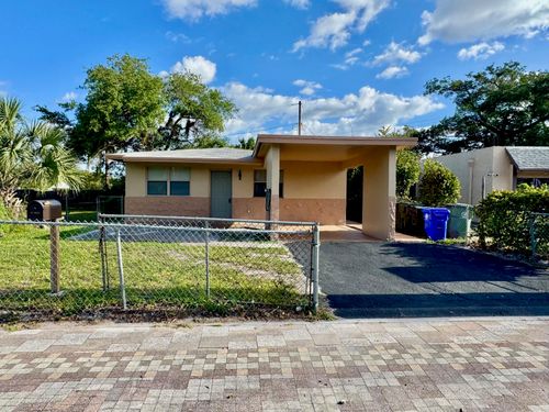 2131 Nw 6th St, Fort Lauderdale, FL, 33311-7729 | Card Image