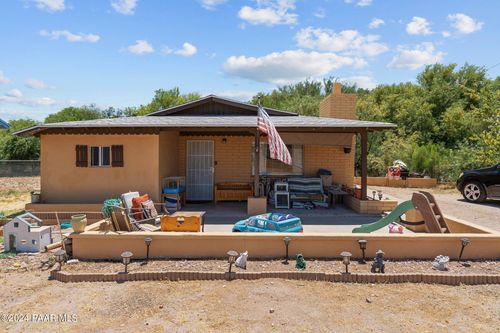 331 W Center St, Wickenburg, AZ, 85390-2339 | Card Image
