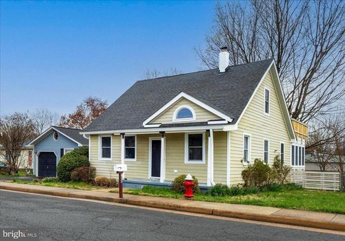 104 Pershing Ave Nw, LEESBURG, VA, 20176-2034 | Card Image