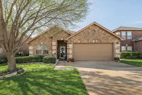 2300 Horseback Trl, Fort Worth, TX, 76177-7576 | Card Image
