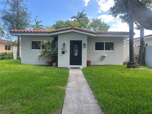 1060 Tyler St, Hollywood, FL, 33019-1304 | Card Image