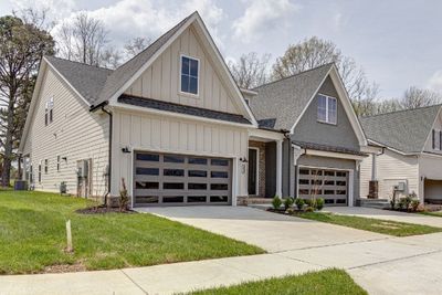 3055 Wiltshire Park Pl, House attached with 3 bedrooms, 2 bathrooms and 2 parking in Hermitage TN | Image 1