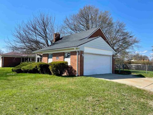 12531 Common Rd, Warren, MI, 48093-5035 | Card Image
