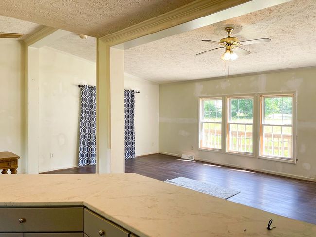 127 Taylor St, House other with 3 bedrooms, 2 bathrooms and null parking in Blackstone VA | Image 5