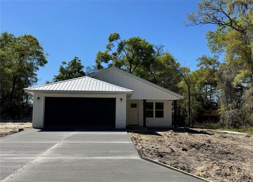 8507 Se 70th Ave, Trenton, FL, 32693-2066 | Card Image