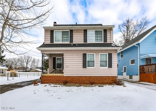 237 Jennings Avenue, Cuyahoga Falls, OH, 44221 | Card Image