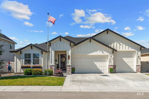 1646 Fort Williams St, Middleton, ID, 83644-7102 | Card Image