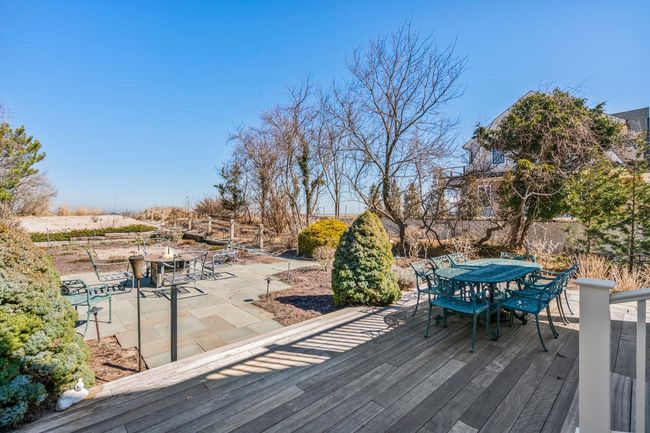 242 Asharoken Ave, House other with 4 bedrooms, 3 bathrooms and null parking in Northport NY | Image 35