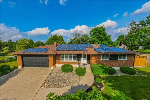 3850 Beaverdale Rd, Cambridge, ON, N3H4R6 | Card Image