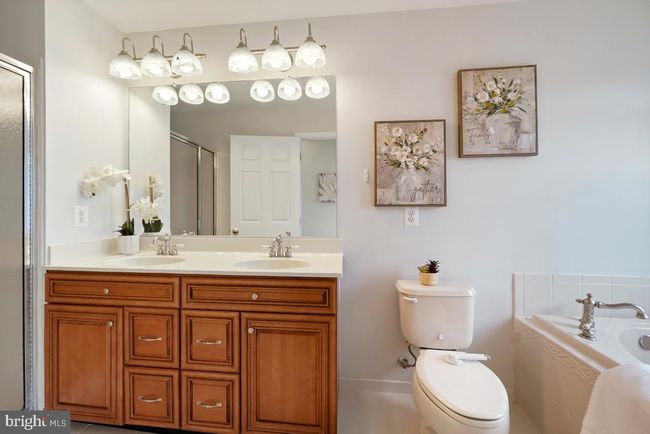 42812 Smallwood Ter, Townhouse with 3 bedrooms, 4 bathrooms and null parking in CHANTILLY VA | Image 36