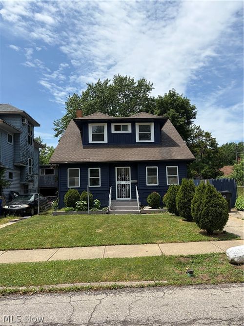 672 E 108th Street, Cleveland, OH, 44108 | Card Image