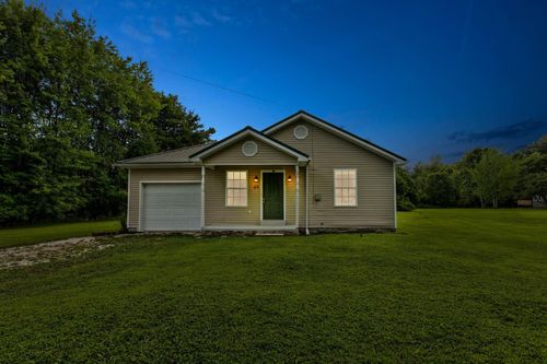 69 Karen Dr, Stanton, KY, 40380-2182 | Card Image
