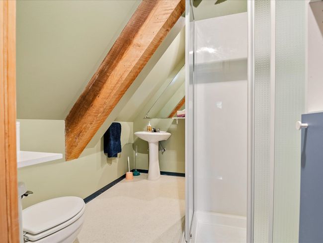 Bathroom with toilet | Image 23