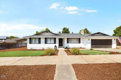 1789 Inverness Dr, Medford, OR, 97504-5135 | Card Image