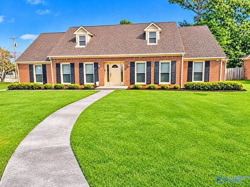 3402 Tanglewood Dr Sw, Decatur, AL, 35603-1332 | Card Image