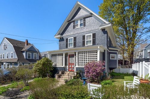 6 Hancock St, Winchester, MA, 01890-2002 | Card Image