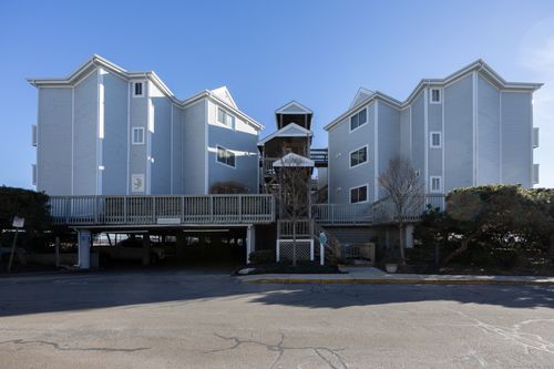 apt-151-5 Mansfield Grove Road, East Haven, CT, 06512 | Card Image