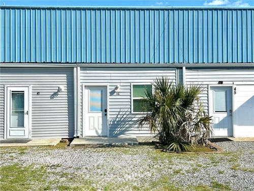 46-32875 Rivergate Cir, Springfield, LA, 70462-7672 | Card Image