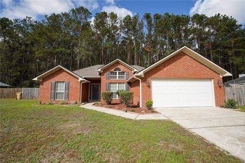 320 Clark St, Richmond Hill, GA, 31324-3496 | Card Image