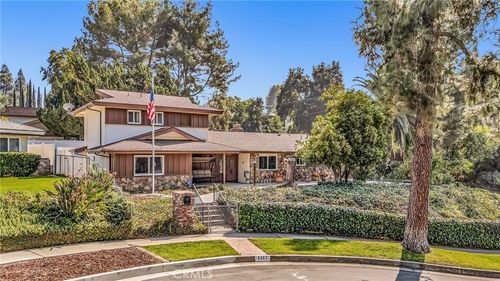 1317 Pacific St, Redlands, CA, 92373-6921 | Card Image