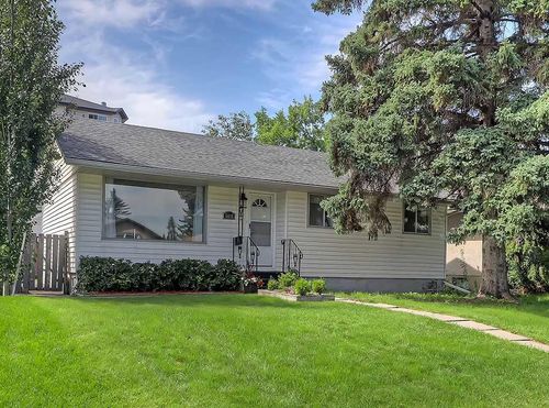 5435 Valentine Crescent Se, Calgary, AB, T2A2K8 | Card Image
