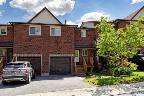 19 Sawmill Rd, Barrie, ON, L4N6X3 | Card Image