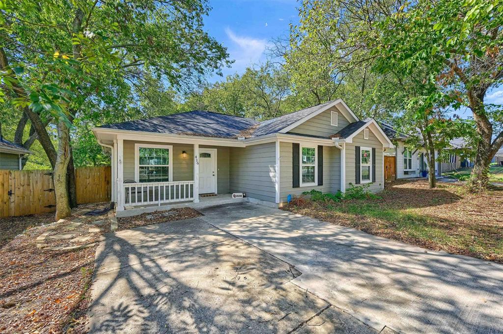Johnson St, Denison, TX 75020