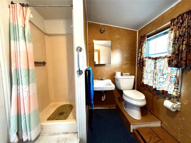 Full bathroom with shower | Image 24