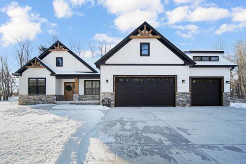 212 N 600 W, Valparaiso, IN, 46385-9209 | Card Image