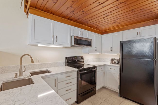 UNIT-44 - 2696 Lake Shore Rd, Condo with 2 bedrooms, 2 bathrooms and null parking in Gilford NH | Image 10