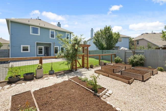 1121 Boxwood Loop, House other with 4 bedrooms, 3 bathrooms and null parking in Georgetown TX | Image 4