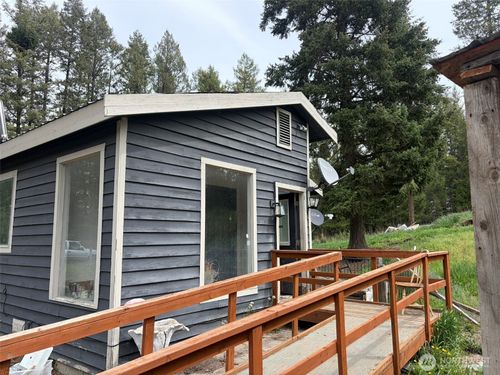 33 Old West Curlew Lake Rd, Republic, WA, 99166-9712 | Card Image
