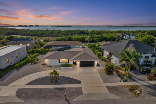 1781 Dogwood Dr, MARCO ISLAND, FL, 34145-6716 | Card Image