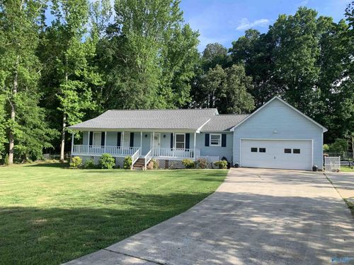 23706 Laura Leigh Ln, Athens, AL, 35613-6048 | Card Image