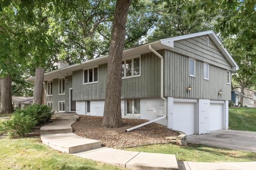 435 Idaho Avenue N, Golden Valley, MN, 55427 | Card Image