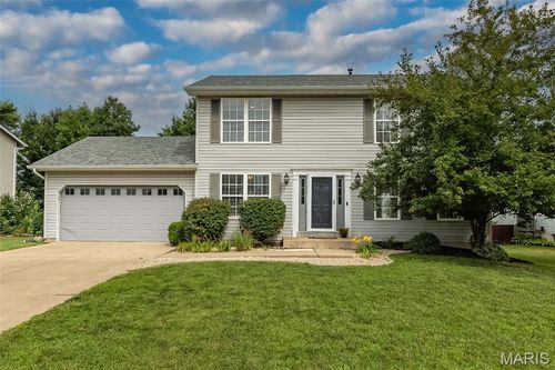 428 Chelsea Way Dr, Saint Charles, MO, 63304-1054 | Card Image