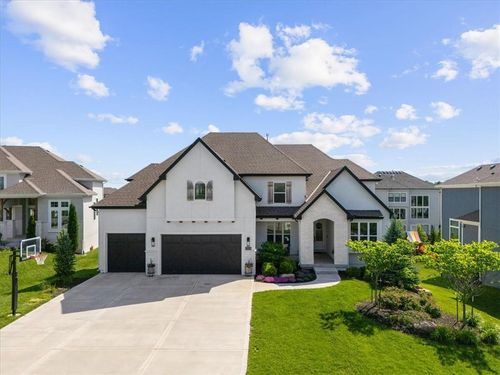 15624 Delmar St, Overland Park, KS, 66224 | Card Image
