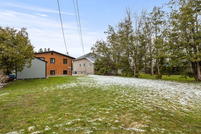 103-105 Main St S, Home with 4 bedrooms, 2 bathrooms and 5 parking in Exeter ON | Image 40