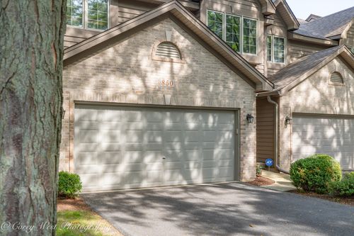 850 Millcreek Cir, Elgin, IL, 60123-2335 | Card Image