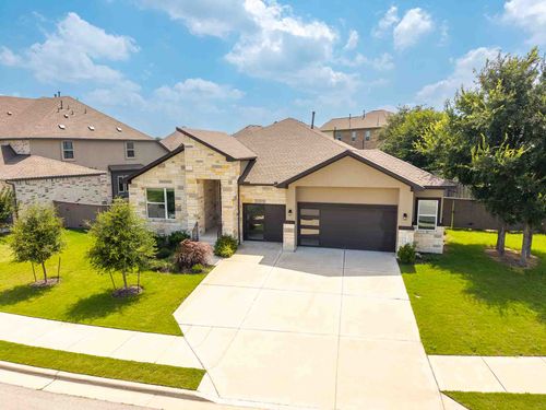 276 Washington Dr, Kyle, TX, 78640-2961 | Card Image