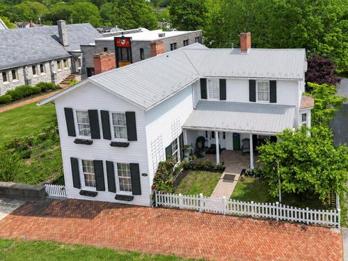 116 E Main Street, Abingdon, VA, 24210 | Card Image