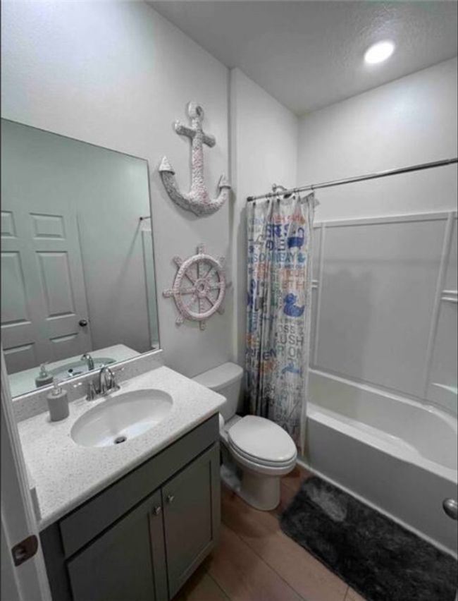 708 Newhall Ter, House other with 3 bedrooms, 2 bathrooms and null parking in SEBASTIAN FL | Image 20