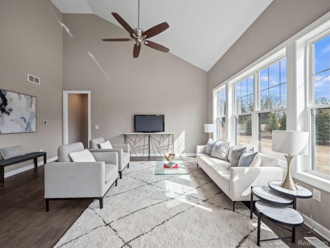 Great Room | Image 5