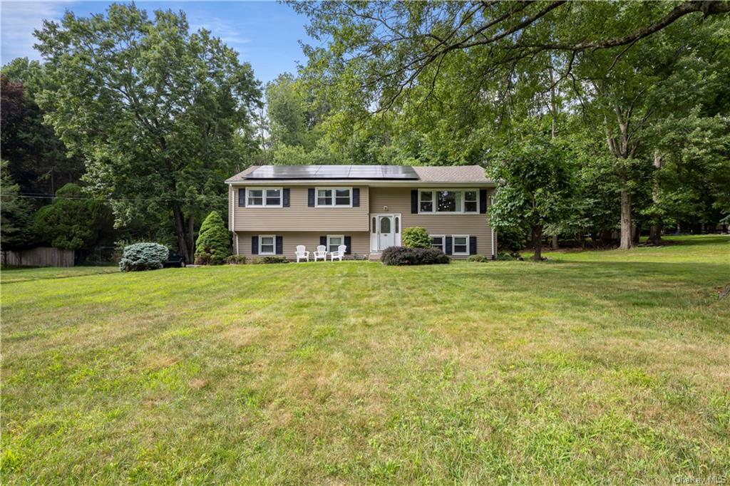 Apple Blossom Ct, Airmont, NY 10952
