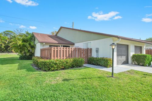 3789 Coco Loba Ln, Boynton Beach, FL, 33436-3942 | Card Image