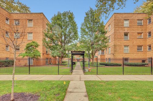 1a-4935 N Wolcott Ave, Chicago, IL, 60640-3335 | Card Image